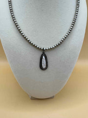 Teardrop Navajo Bead Choker Necklace
