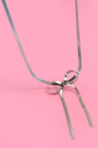 Snake Chain Bow Necklace
