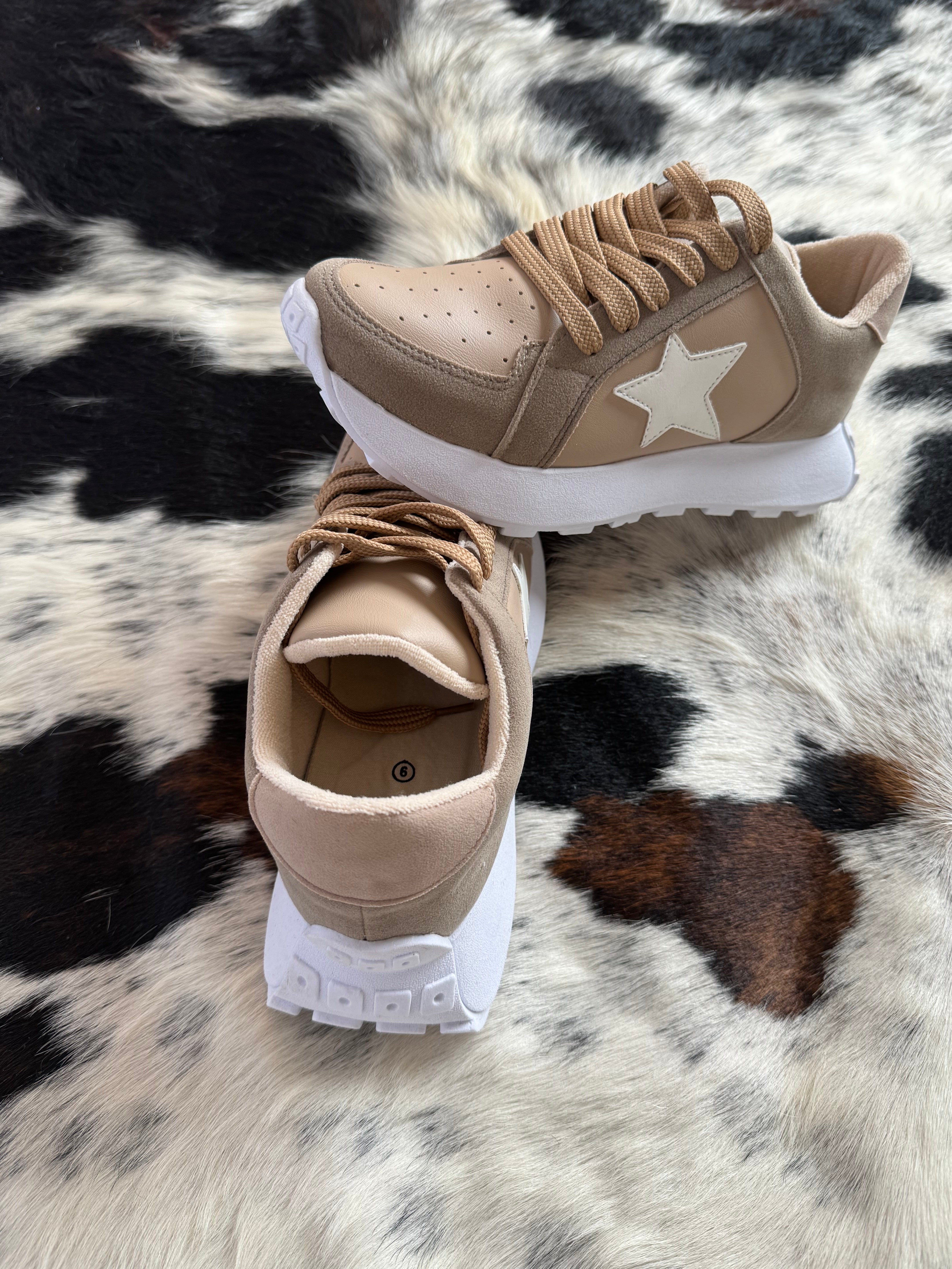 Baby you're a star sneaker