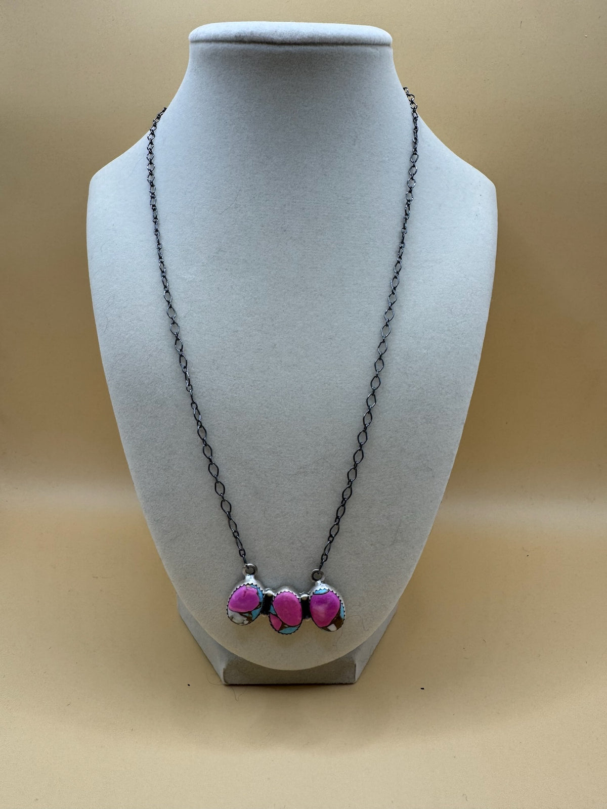 Cotton Candy Necklace 3 Stone