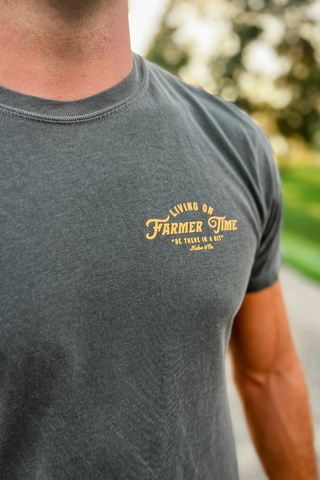 Living On Farmer Time Graphic Tee in Pepper