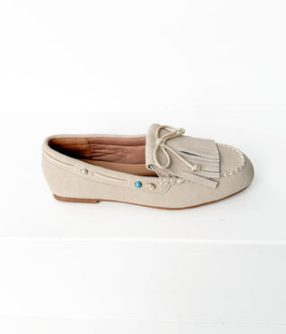 Moccasin Flats in Cream